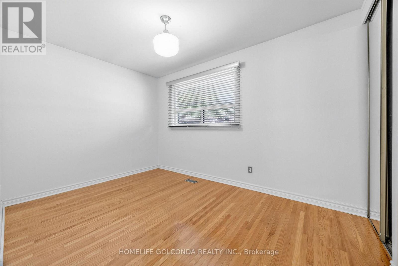 9 Moorecroft Crescent, Toronto, ON