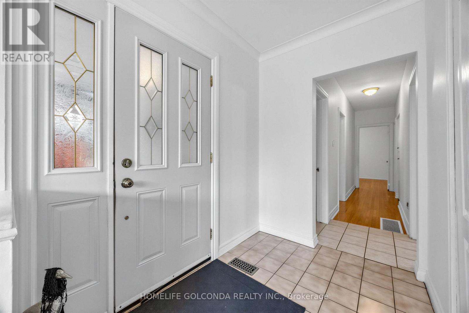 9 Moorecroft Crescent, Toronto, ON