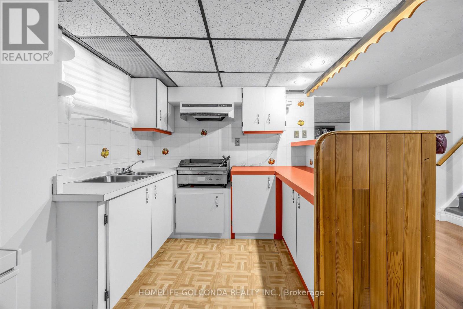 9 Moorecroft Crescent, Toronto, ON