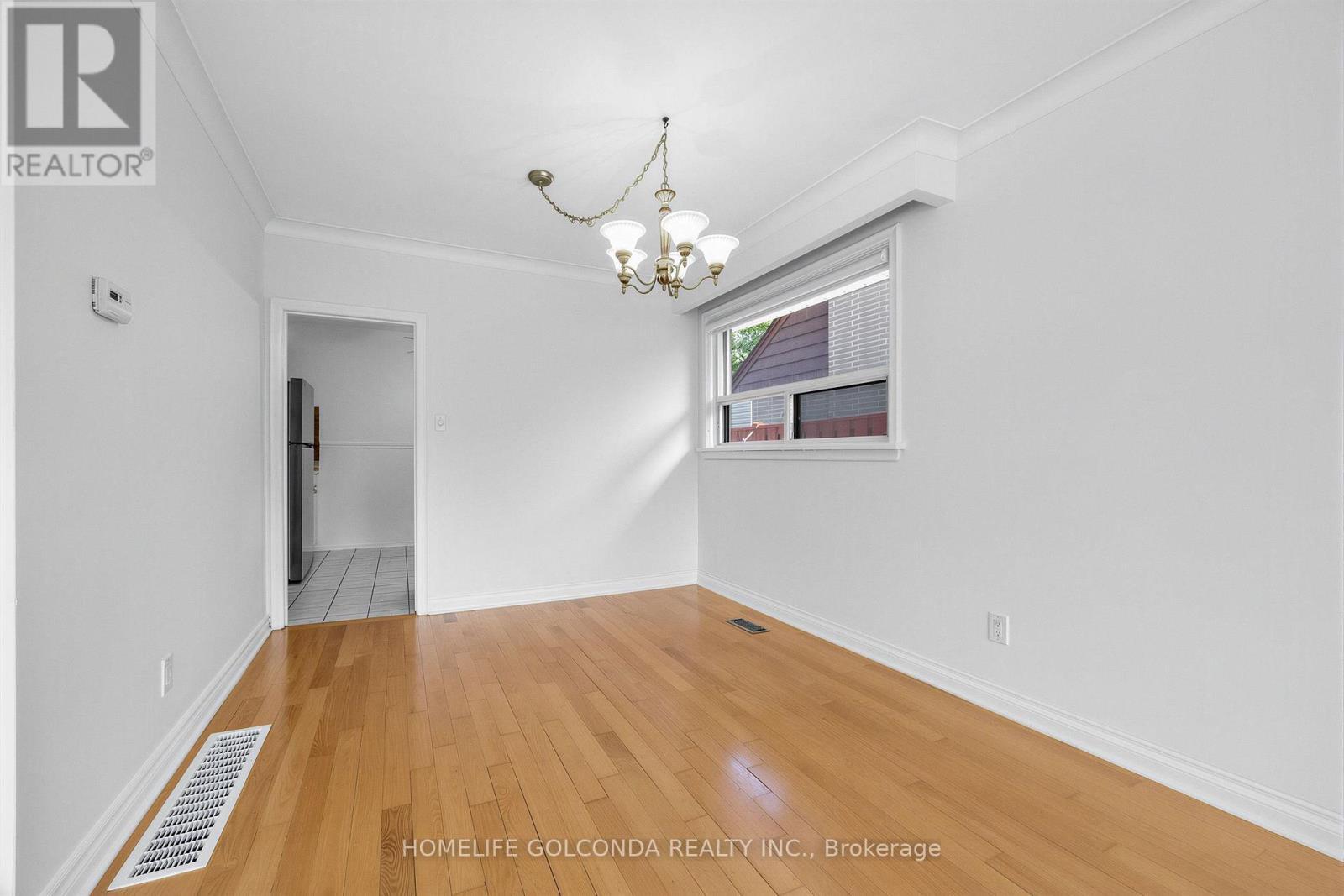 9 Moorecroft Crescent, Toronto, ON