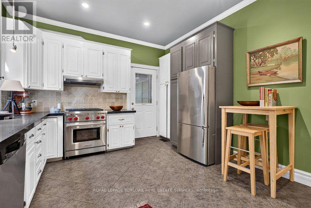 16 Bruce Street, Hamilton, ON