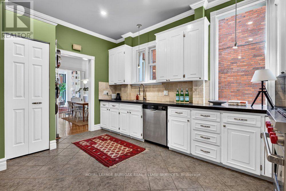 16 Bruce Street, Hamilton, ON