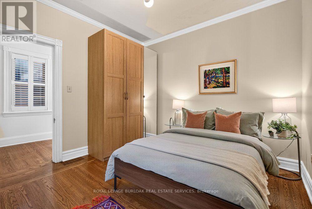 16 Bruce Street, Hamilton, ON