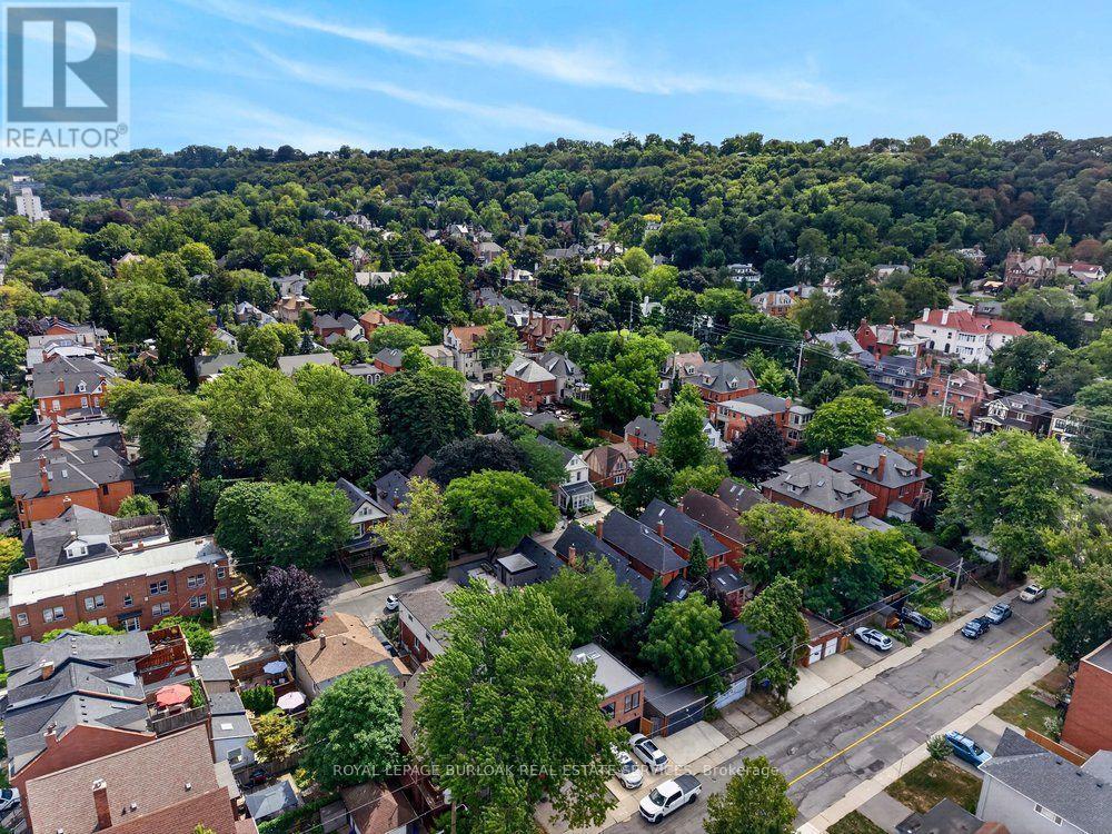 16 Bruce Street, Hamilton, ON