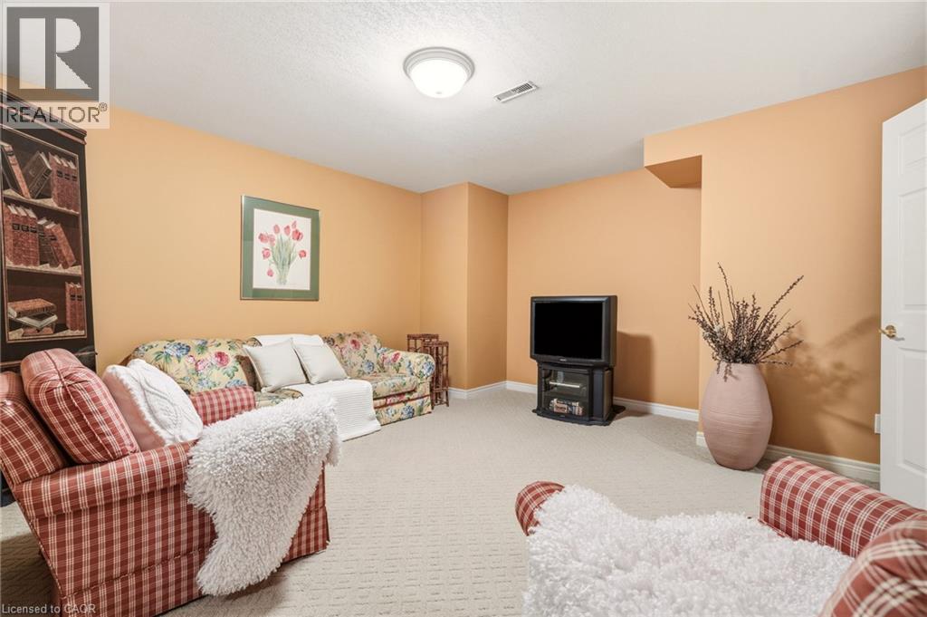 28 Millcreek Court, Ancaster, ON