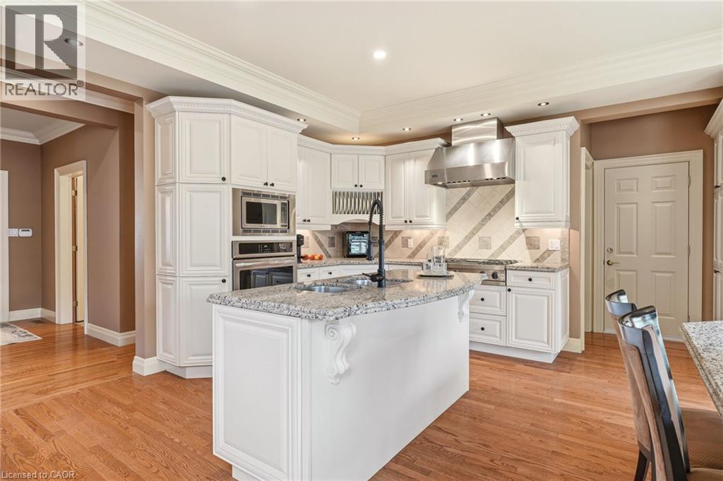 28 Millcreek Court, Ancaster, ON