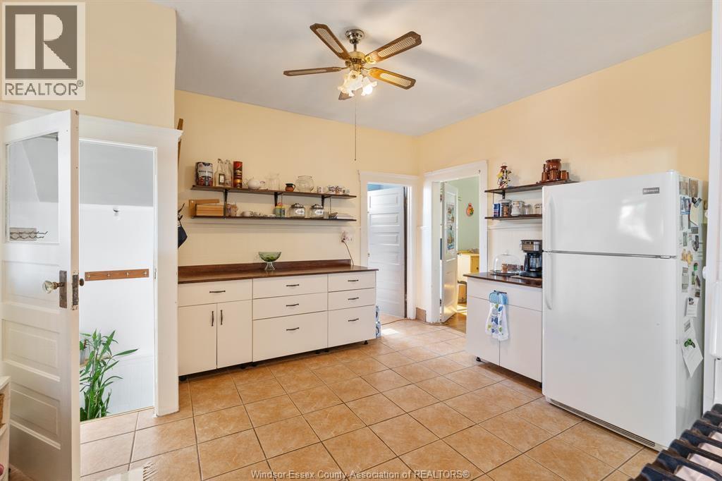 516 Langlois, Windsor, ON