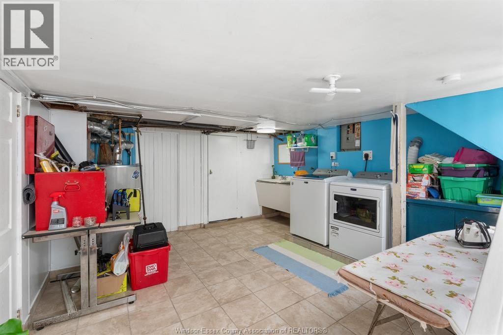 516 Langlois, Windsor, ON
