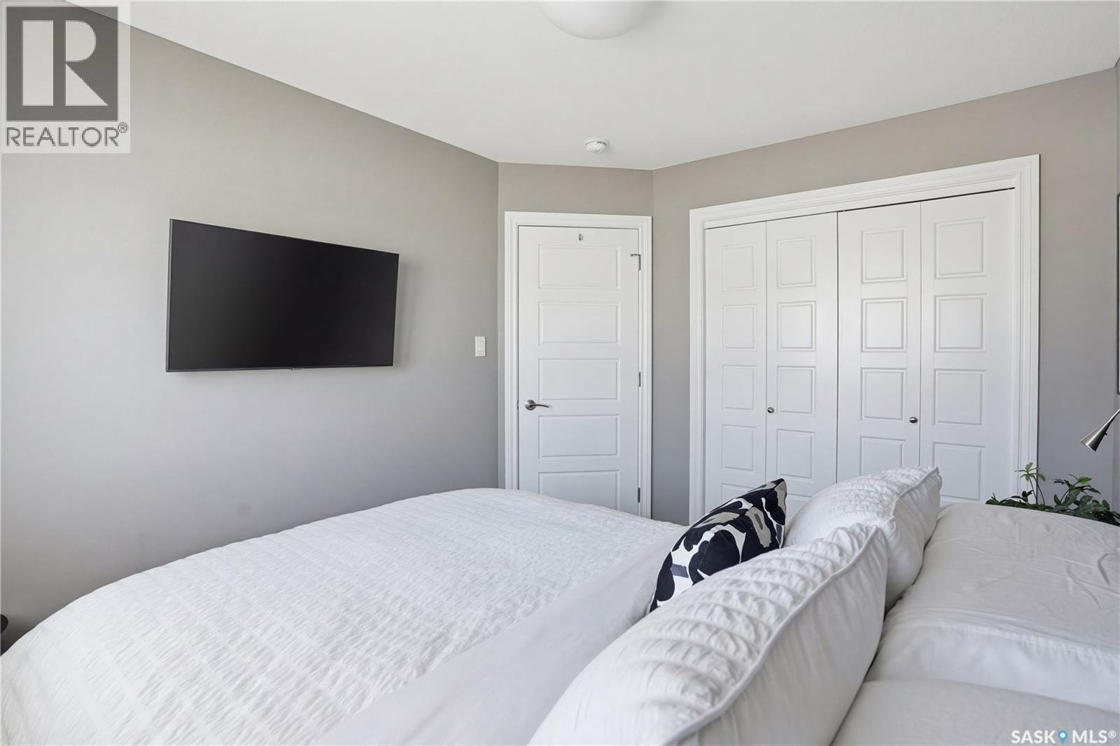 309 4000 Sandhill Crescent, Regina, SK