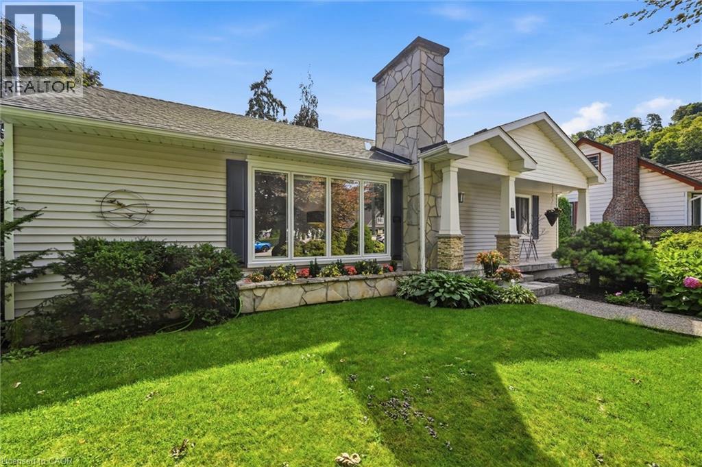 6 Kerman Avenue, Grimsby, ON