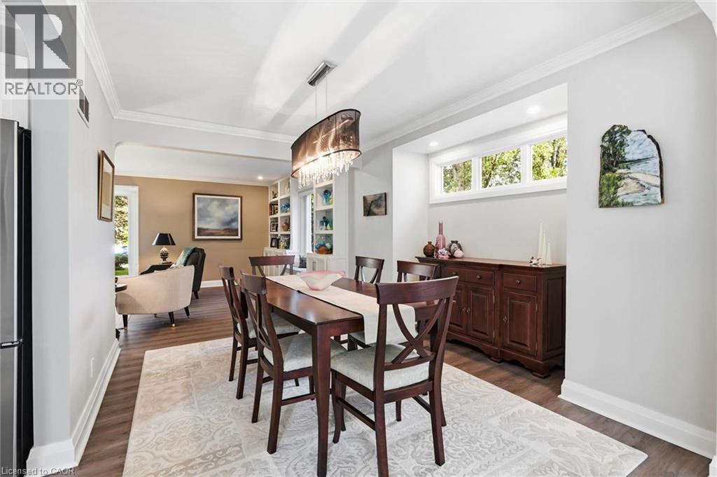 6 Kerman Avenue, Grimsby, ON