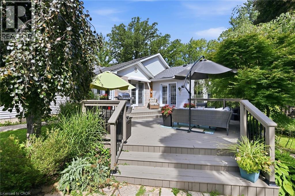 6 Kerman Avenue, Grimsby, ON