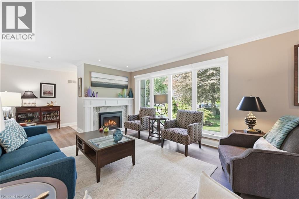 6 Kerman Avenue, Grimsby, ON