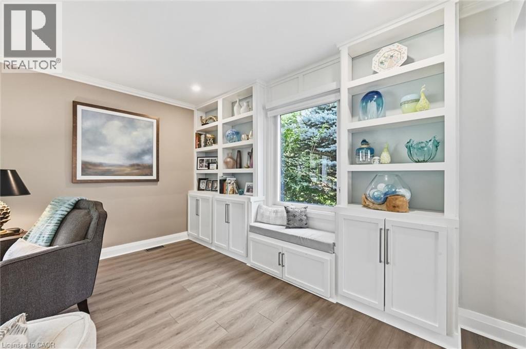 6 Kerman Avenue, Grimsby, ON