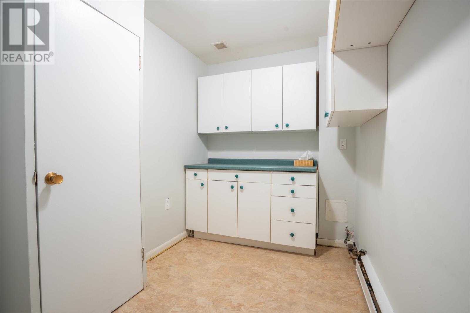 99 Pine St # 101, Sault Ste. Marie, ON