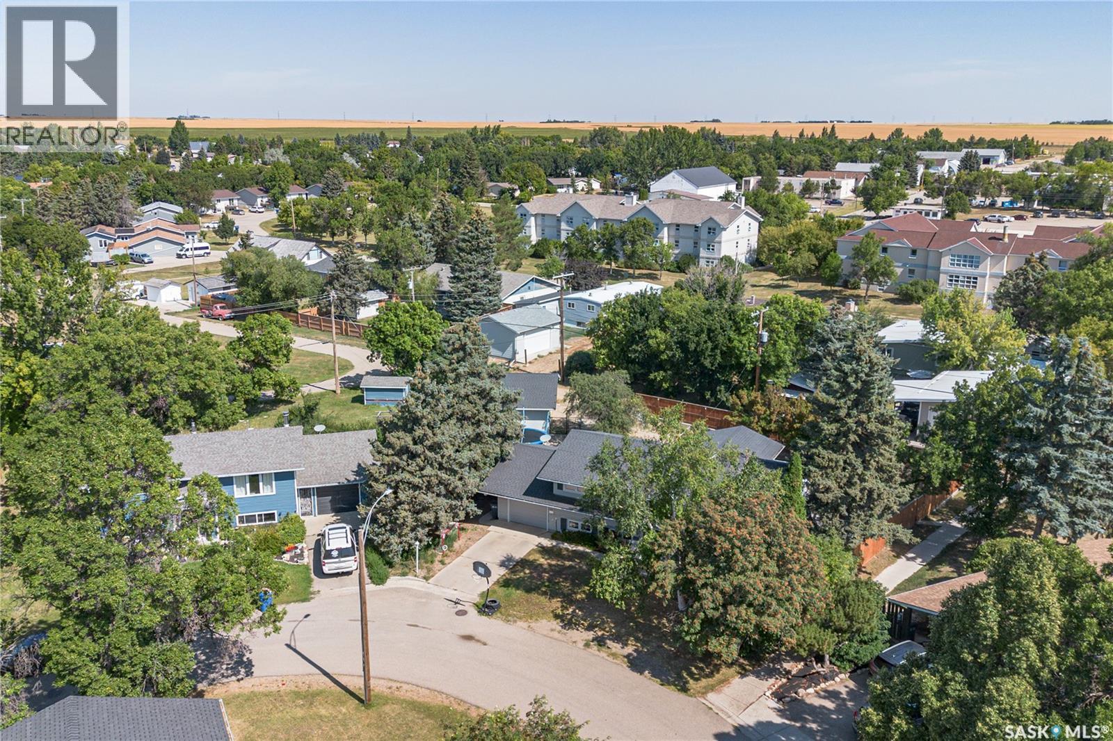 215 Cedar Crescent, Caronport, SK