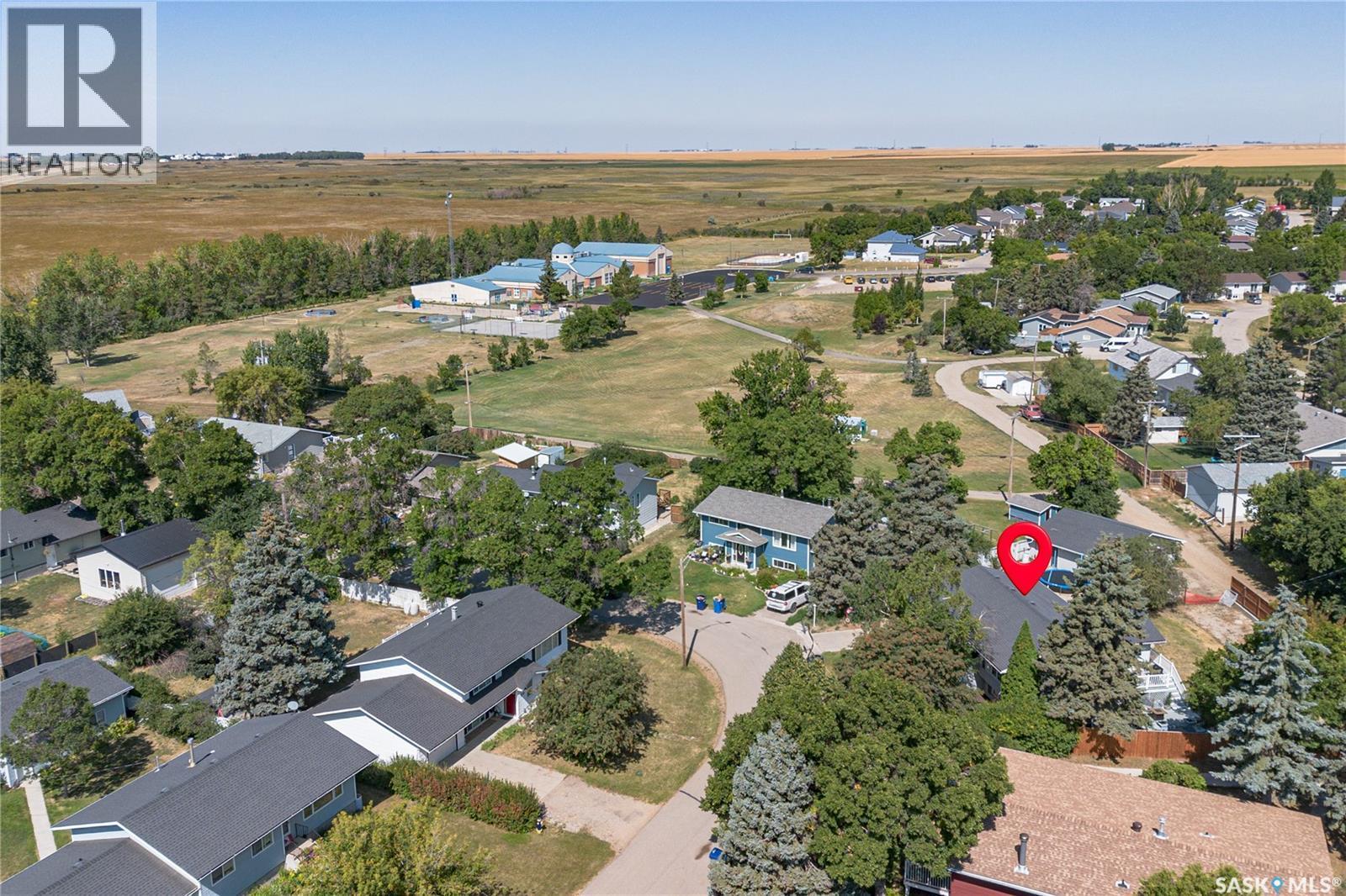 215 Cedar Crescent, Caronport, SK