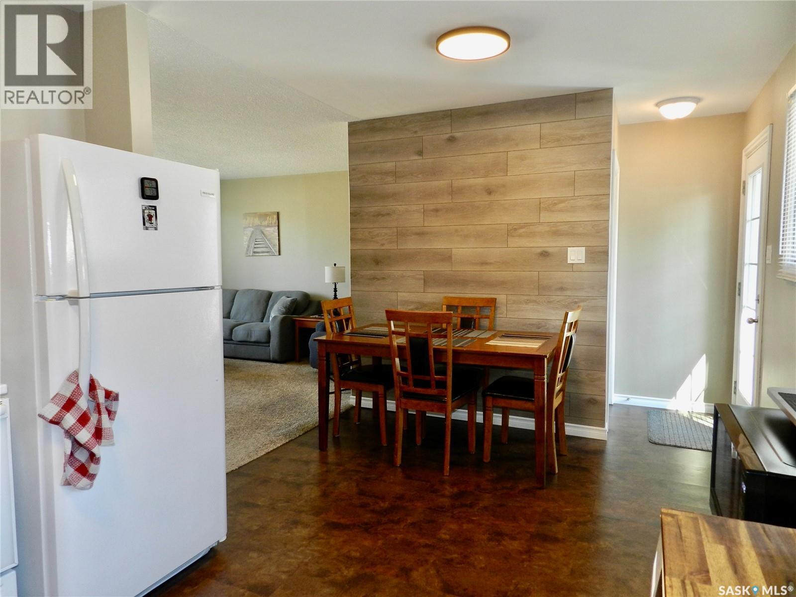 1037 Bogue Avenue, Moose Jaw, SK