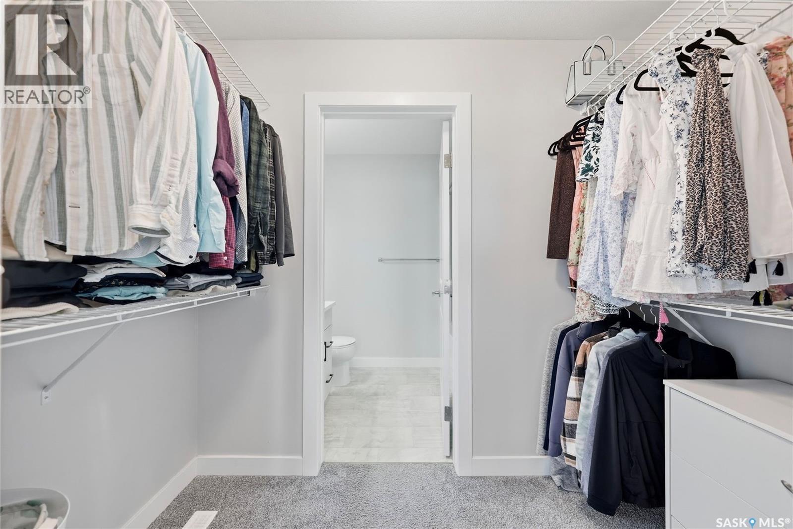 562 Stilling Way, Saskatoon, SK
