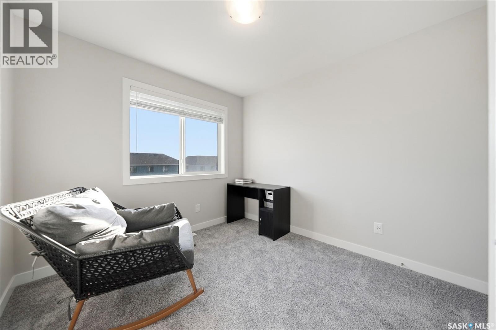 562 Stilling Way, Saskatoon, SK