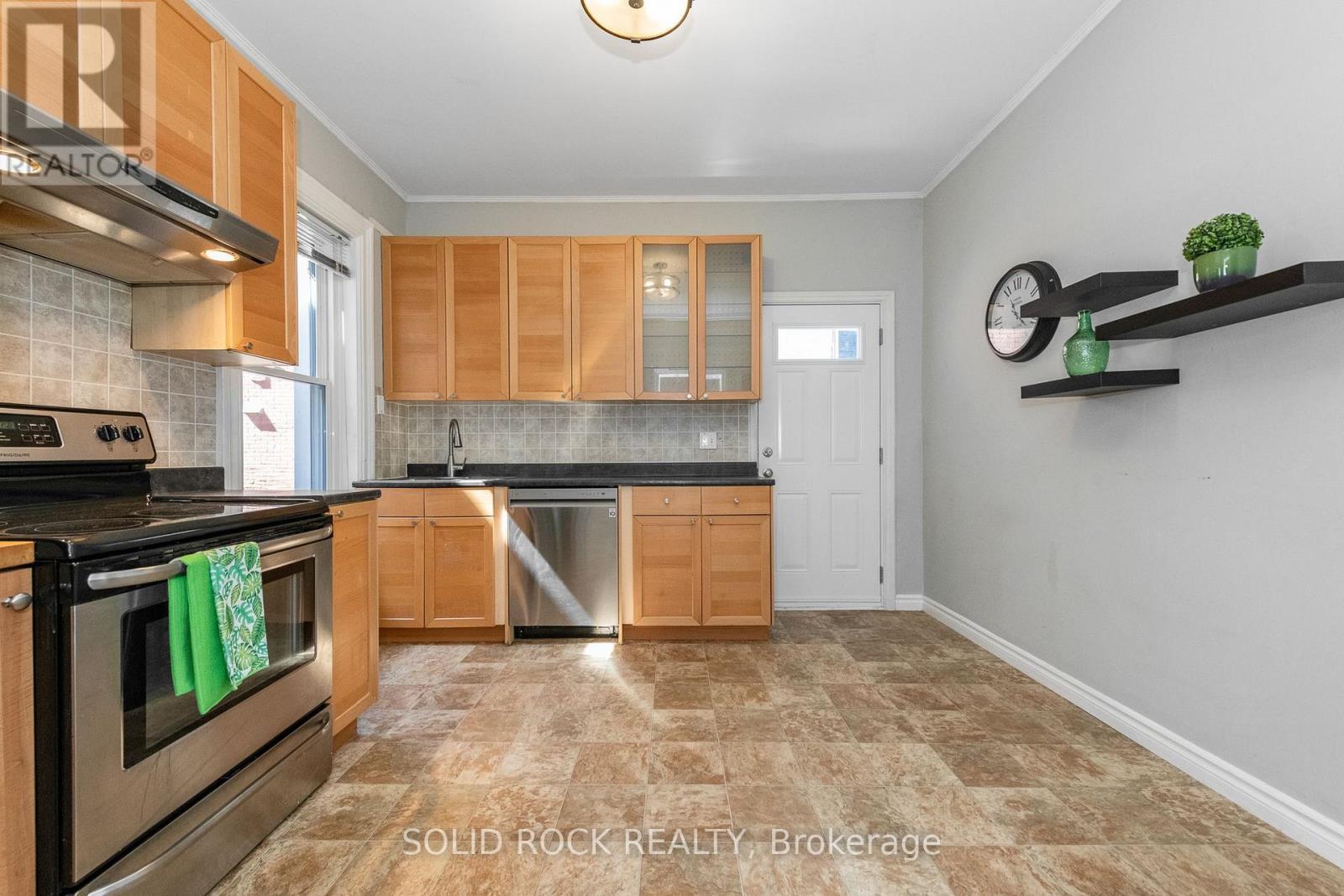 134 Concord Street S, Ottawa, ON
