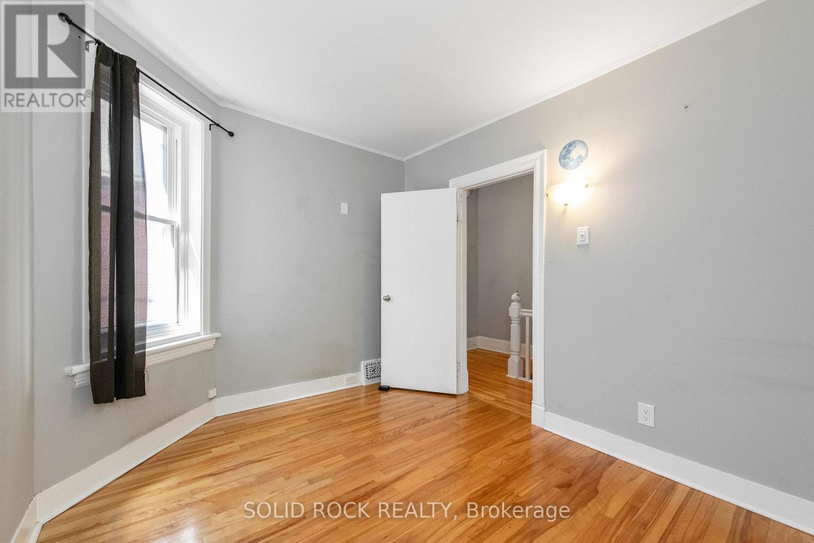134 Concord Street S, Ottawa, ON