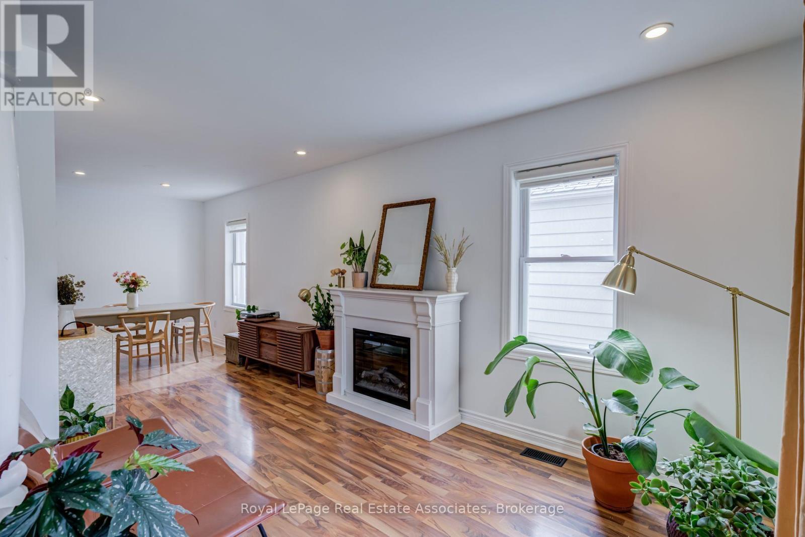 889 Third Street, Mississauga, ON