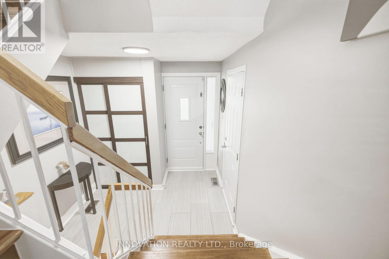C - 18 Benlea Drive, Ottawa, ON