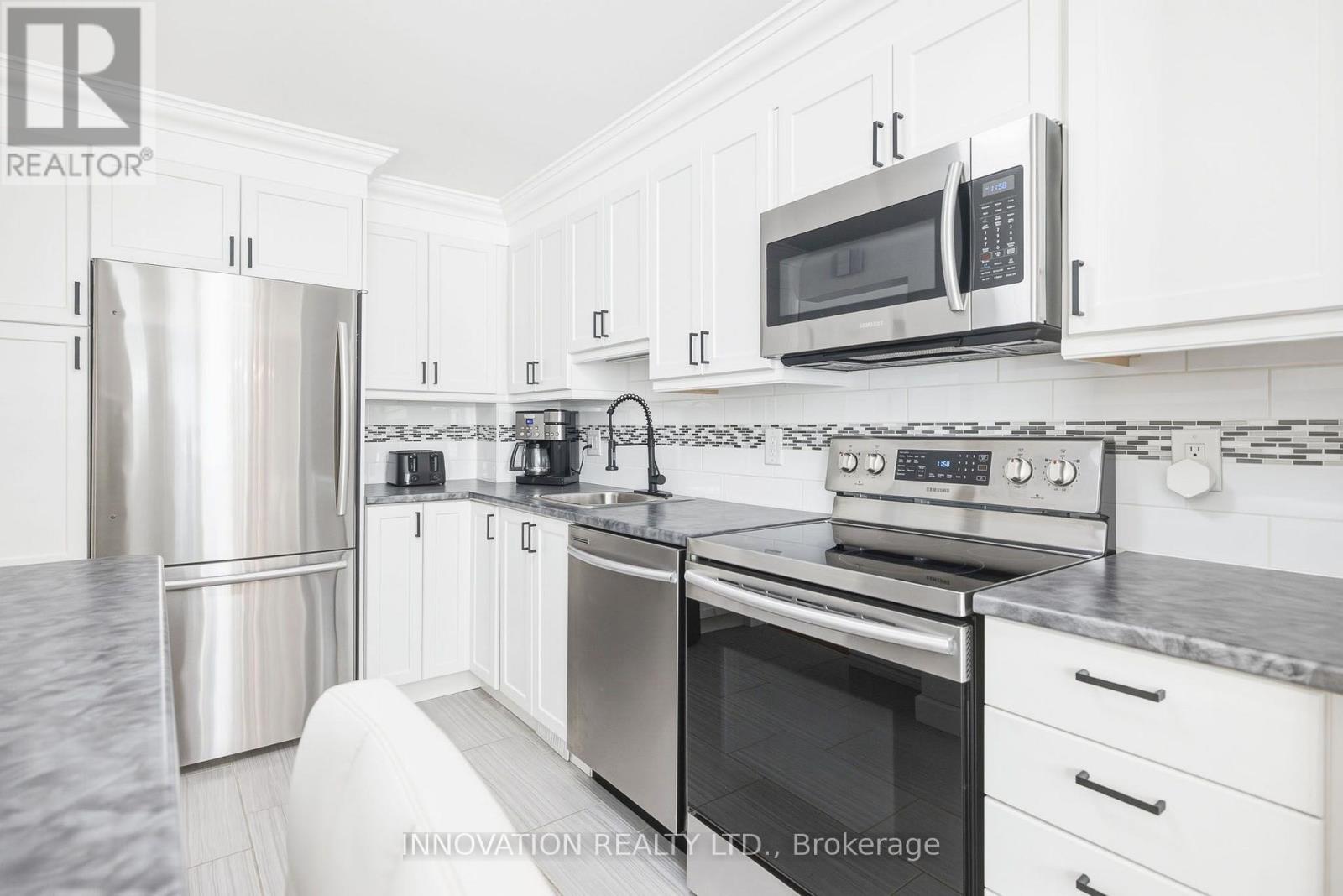 C - 18 Benlea Drive, Ottawa, ON