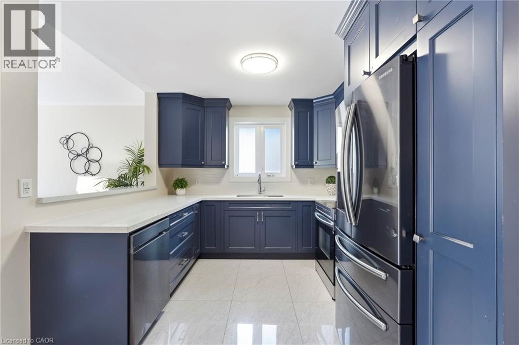 18 Sable Drive, Ancaster, ON