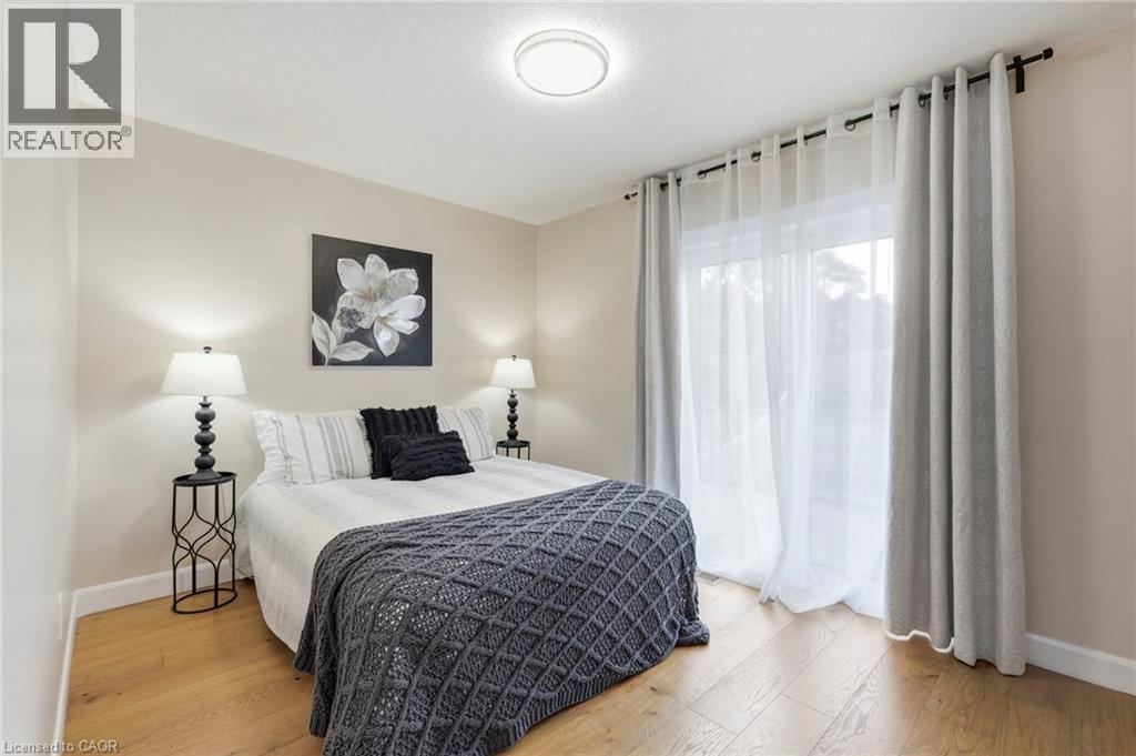 18 Sable Drive, Ancaster, ON