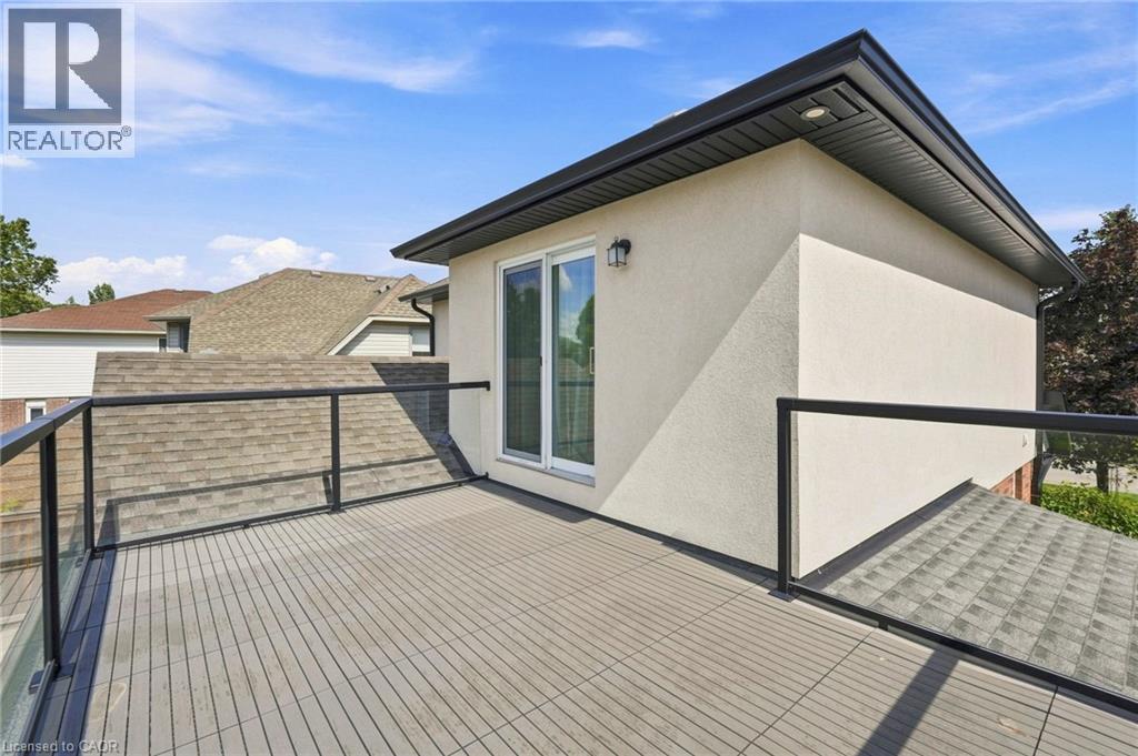 18 Sable Drive, Ancaster, ON