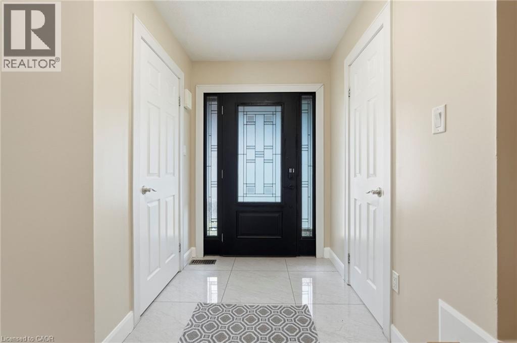 18 Sable Drive, Ancaster, ON
