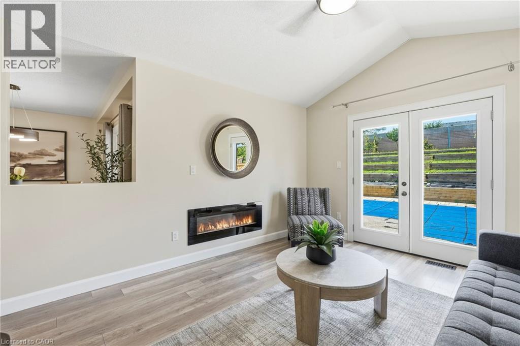 18 Sable Drive, Ancaster, ON