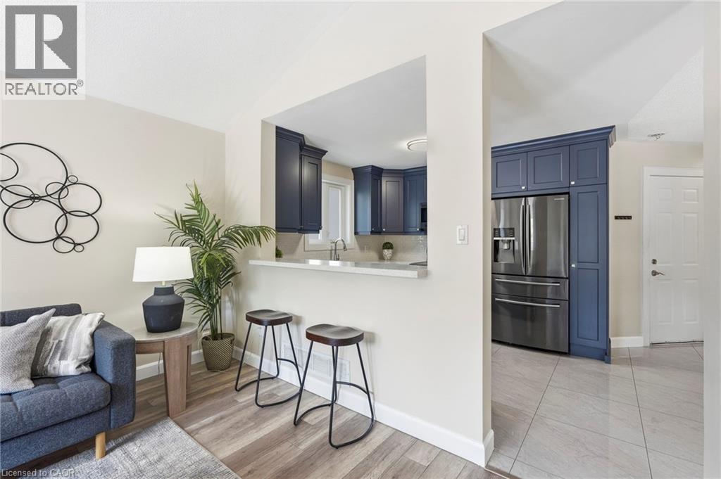 18 Sable Drive, Ancaster, ON