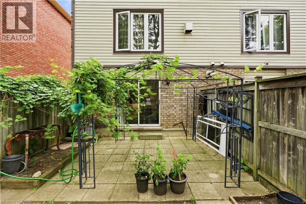 384 Limeridge Road E Unit# 16, Hamilton, ON