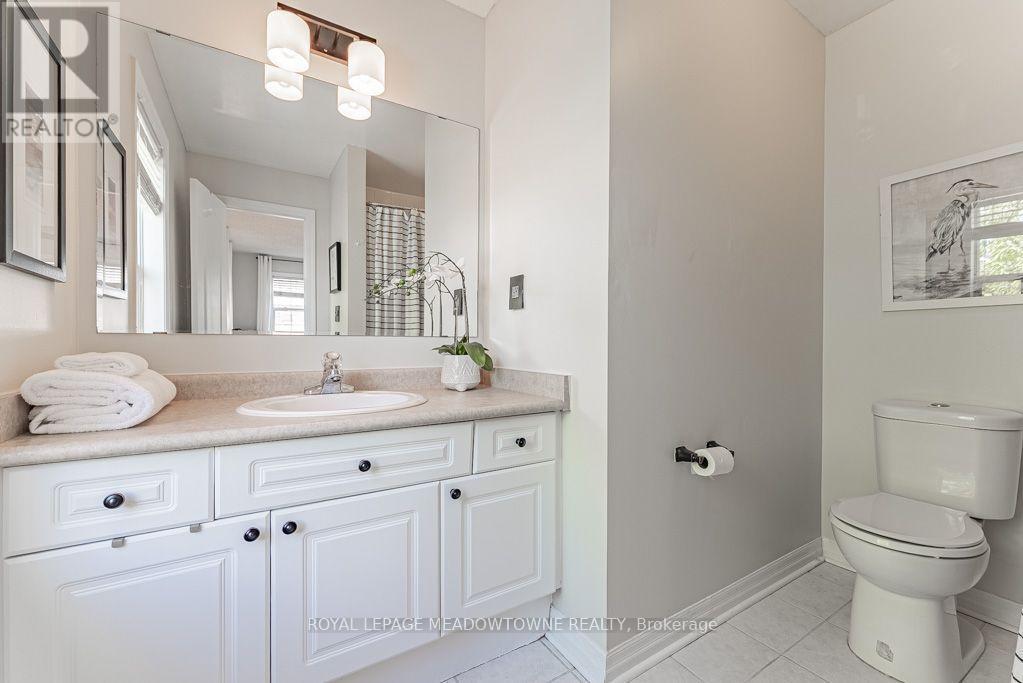 1116 Barclay Circle, Milton, ON