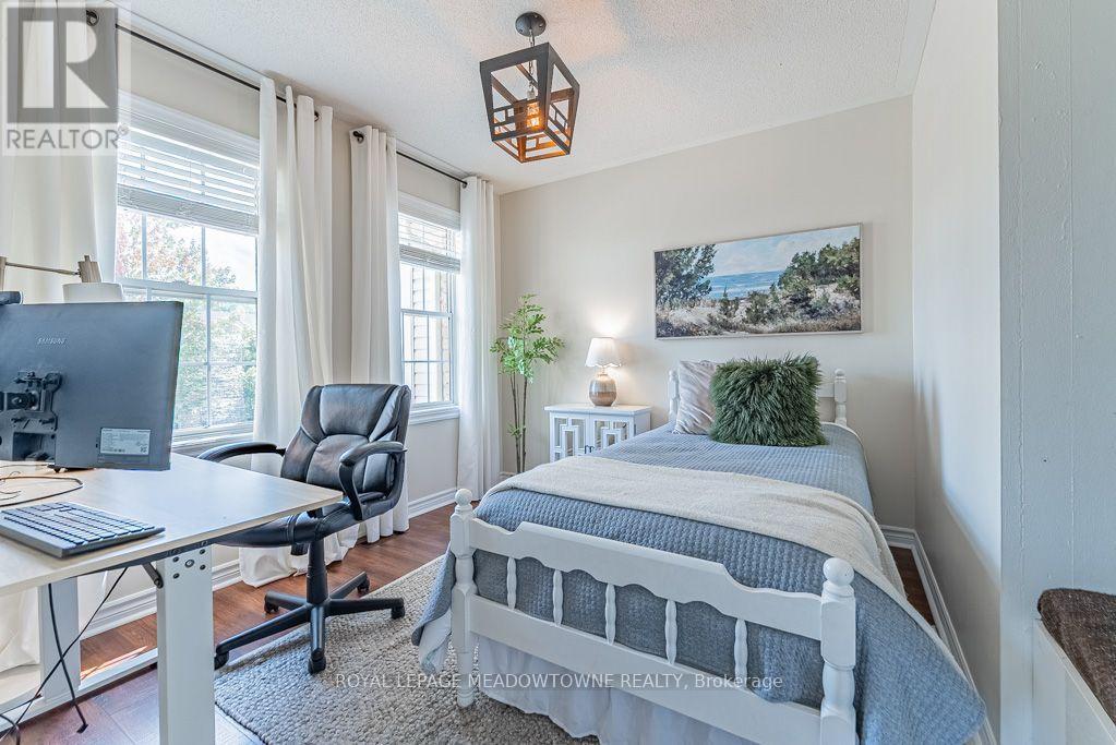 1116 Barclay Circle, Milton, ON