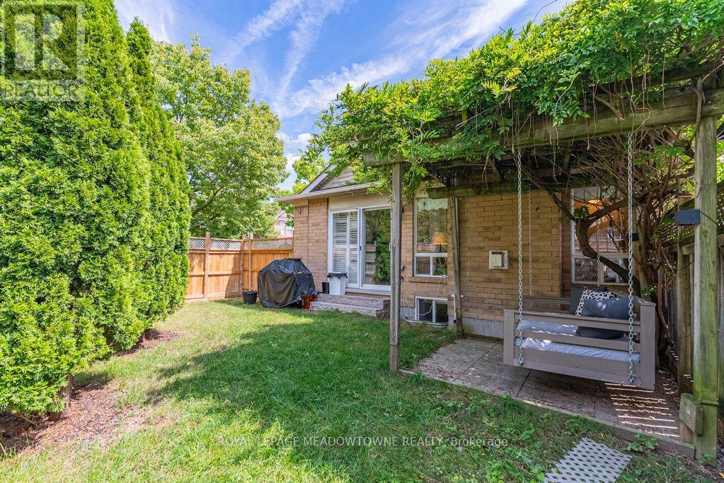 1116 Barclay Circle, Milton, ON