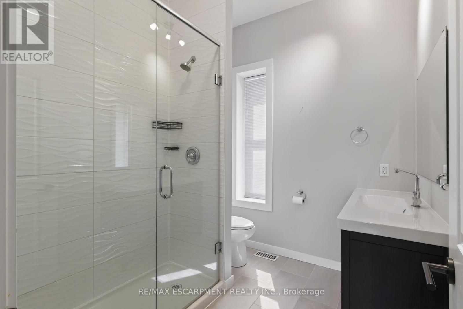 21 Cedar Street, Cambridge, ON