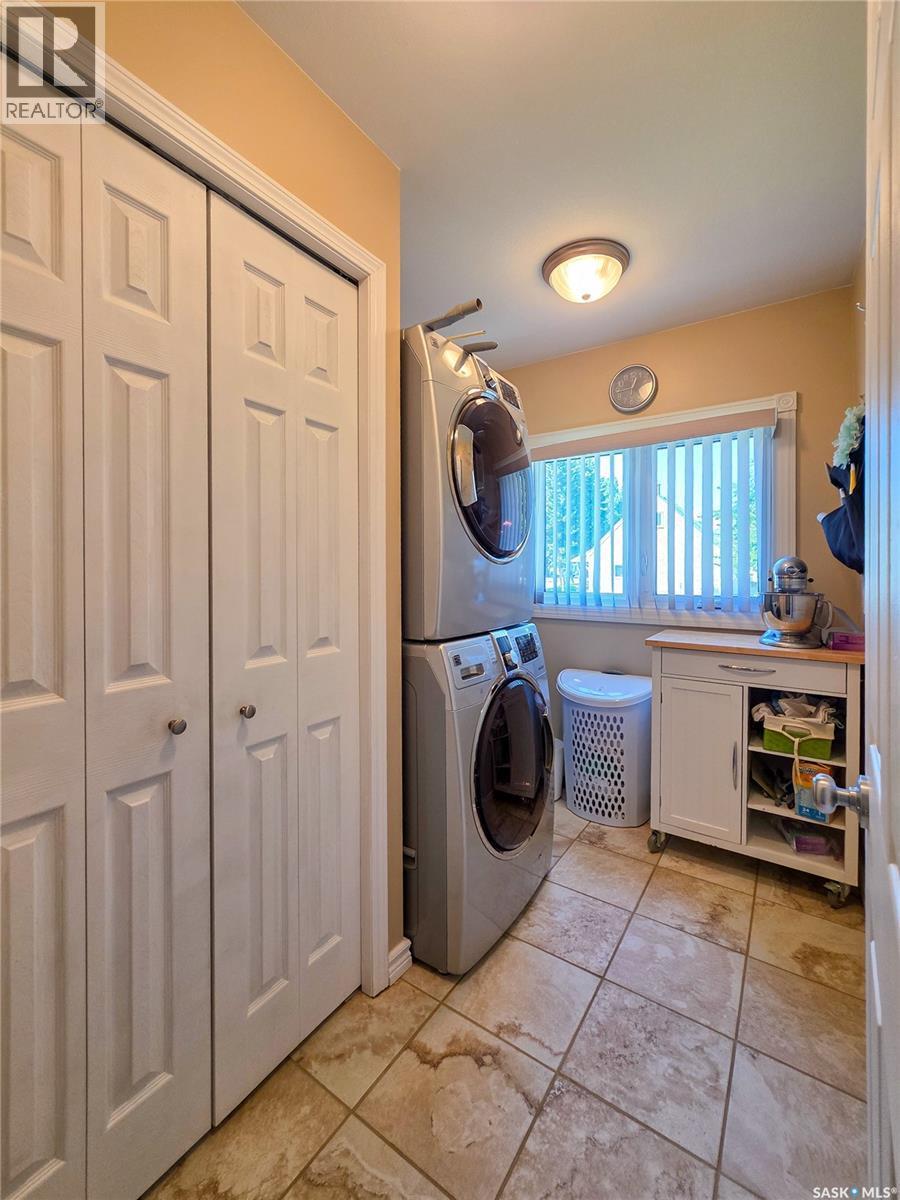 278 9Th Avenue W, Melville, SK
