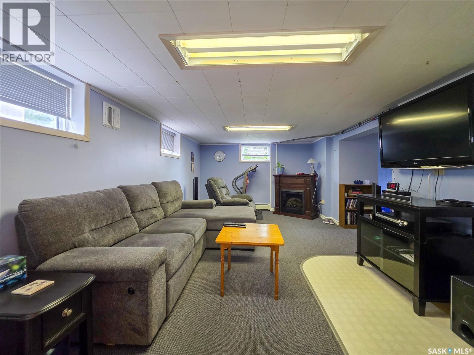 278 9Th Avenue W, Melville, SK
