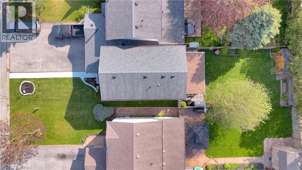 26 Scottacres Boulevard, Caledonia, ON