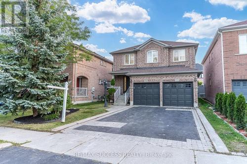 54 FERNCROFT PLACE  Brampton, ON L7A 3C8