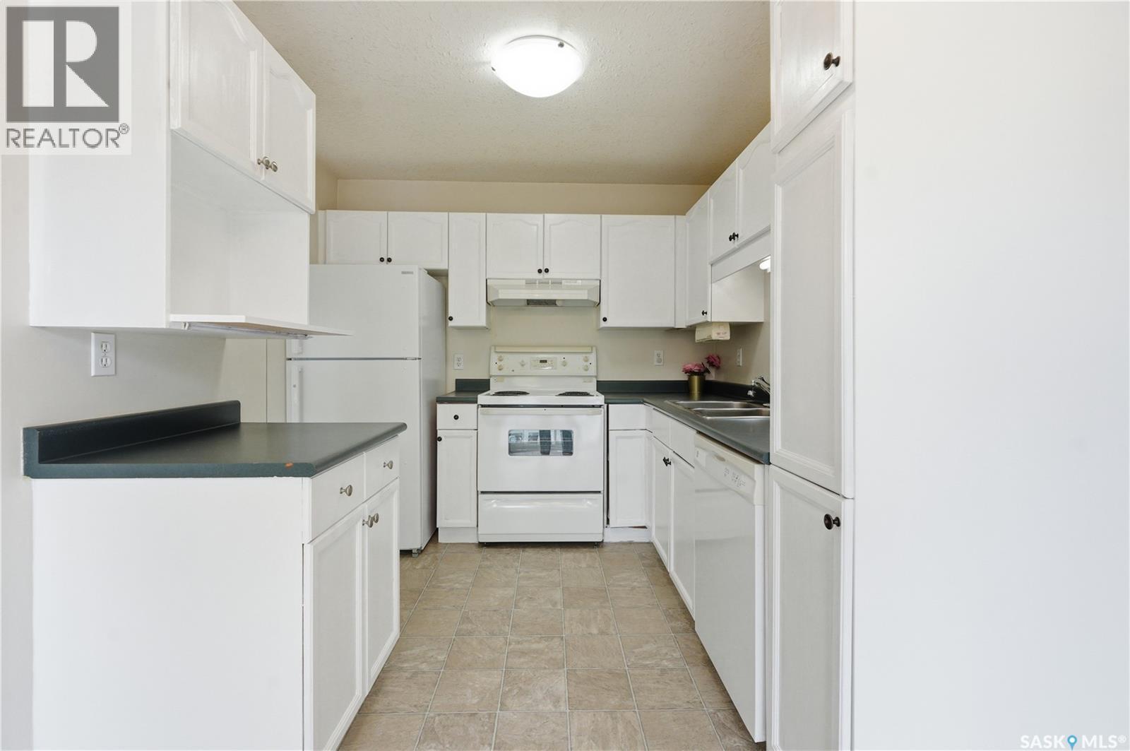 2 110 Keevil Crescent, Saskatoon, SK
