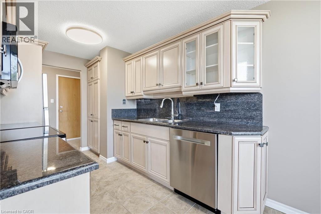 55 Blue Springs Drive Unit# 611, Waterloo, ON