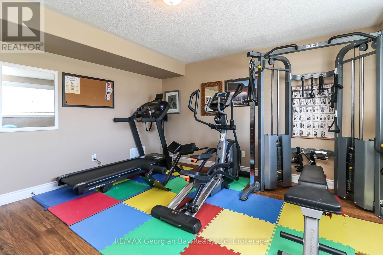 3RD BEDROOM OR FLEX SPACE - 936 Jordeli Lane, Midland, ON