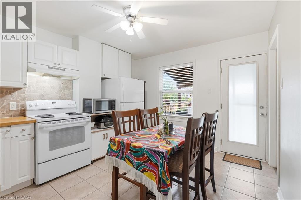127 Park Row N, Hamilton, ON