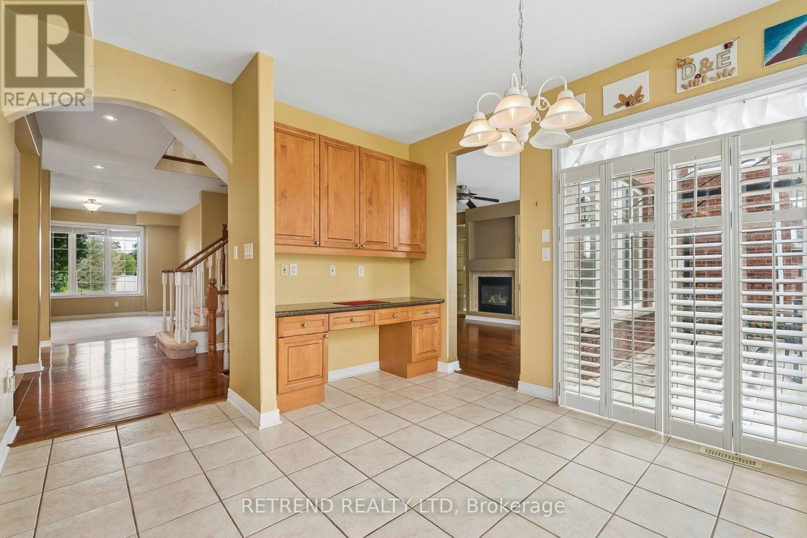 36 Sandringham Drive, Barrie, ON