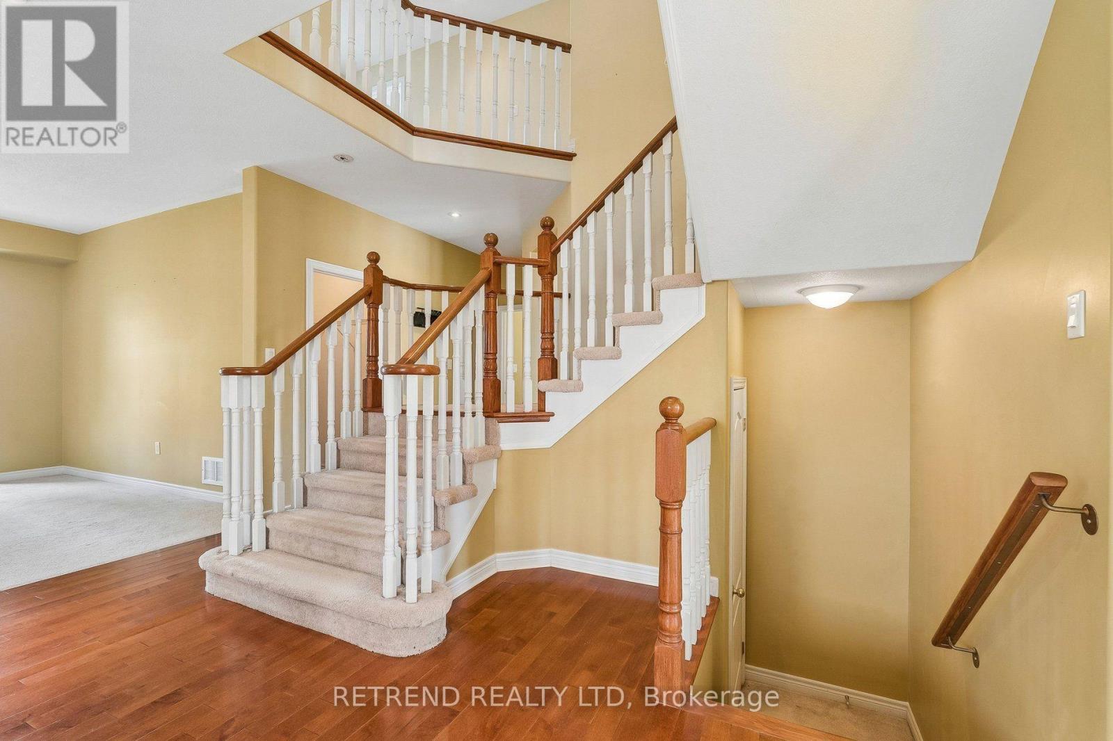 36 Sandringham Drive, Barrie, ON